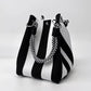 👜 Torba wiadro pleciona – 50% ZNIŻKI! BESTSELLER! OFERTA LIMITOWANA!☀️✨ Dzianinowa, lekka i pojemna – idealna na wakacje, plażę i codzienne stylizacje. Modny design, wygodne noszenie – sprawdzi się jako torba na ramię i do ręki. Twój letni must-have!