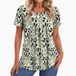 👕 Koszulka z nadrukiem – 50% ZNIŻKI! OFERTA LIMITOWANA!☀️💃✨ Lekka, przewiewna i idealna na lato – modny nadruk, okrągły dekolt, krótki rękaw. Pasuje do każdej stylizacji, wygodna na co dzień! 🌸