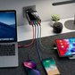 Ładuj nawet cztery urządzenia jednocześnie z jednego gniazdka – koniec z bałaganem i wieloma ładowarkami – Ładowarka USB 4-portowa – Na pobranie! 🔌